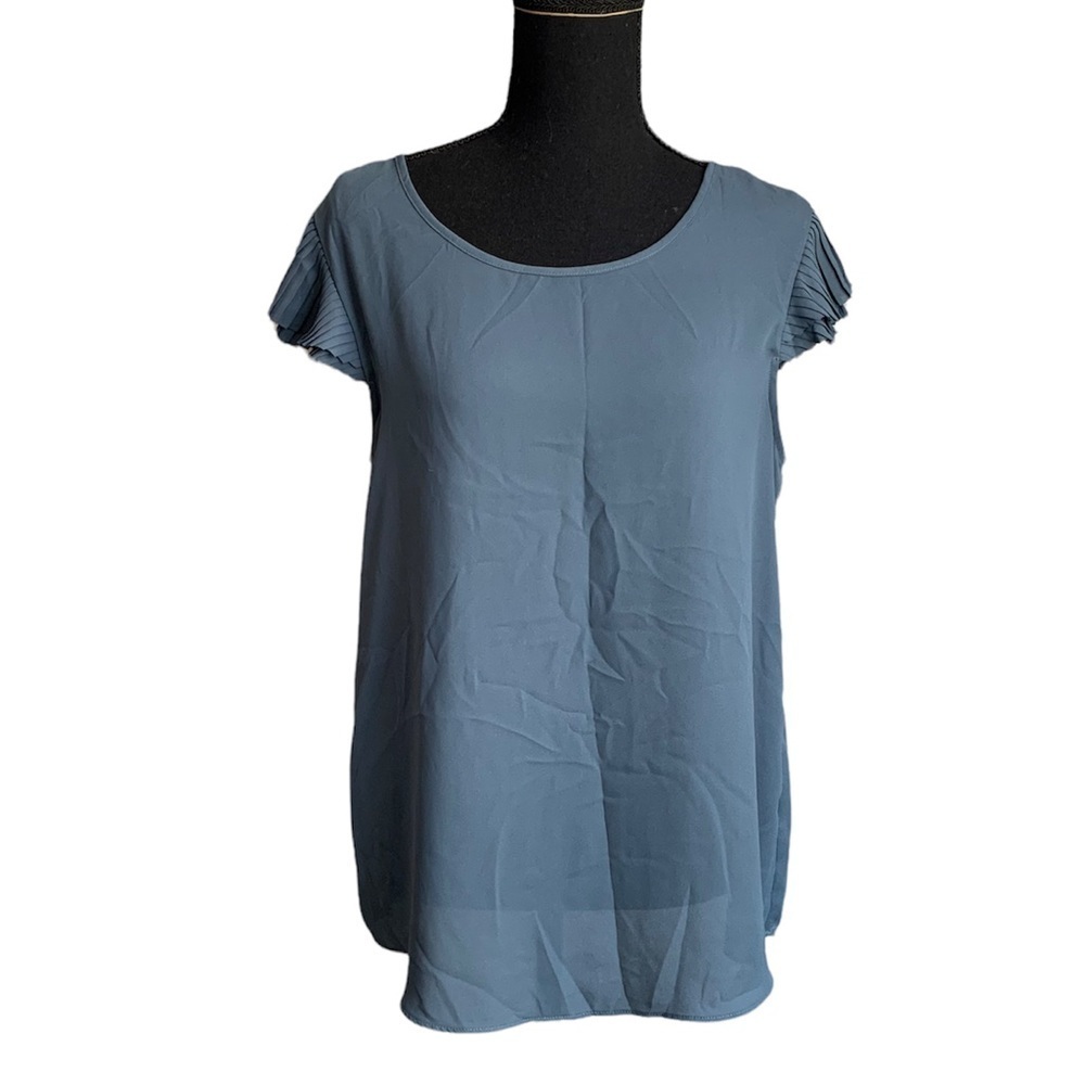 Banana Republic Ruffle Sleeveless Blouse Size Medium